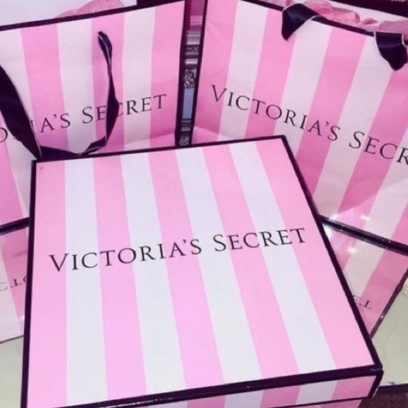 Victoria Secret Pink Mystery Box $100 - Picture 8 of 13